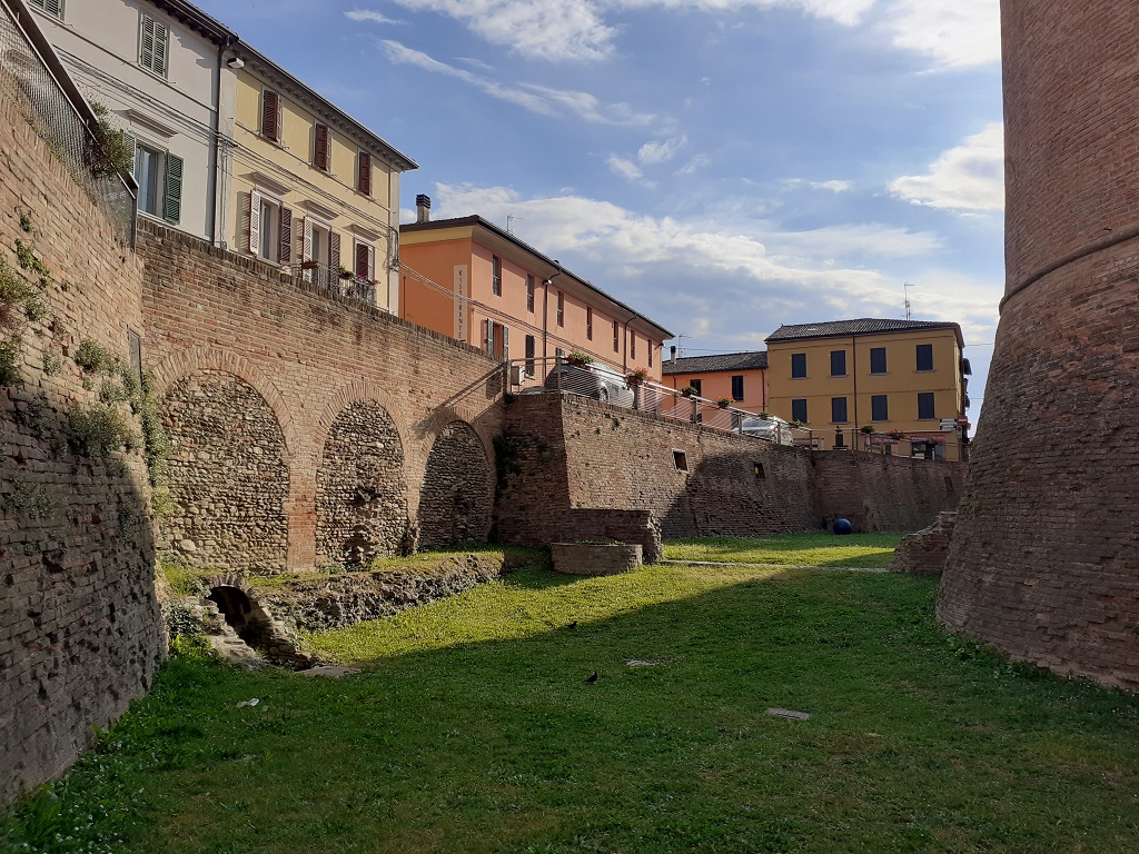 Rocca - fossato sud